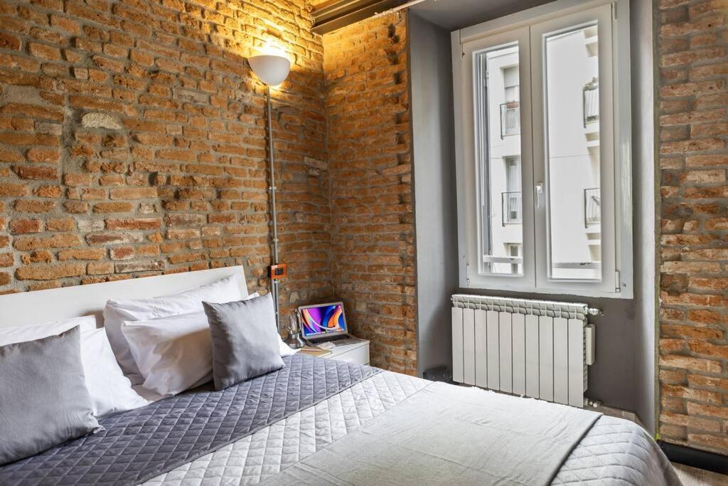 Canonica Brick Apartment Milan Exterior photo