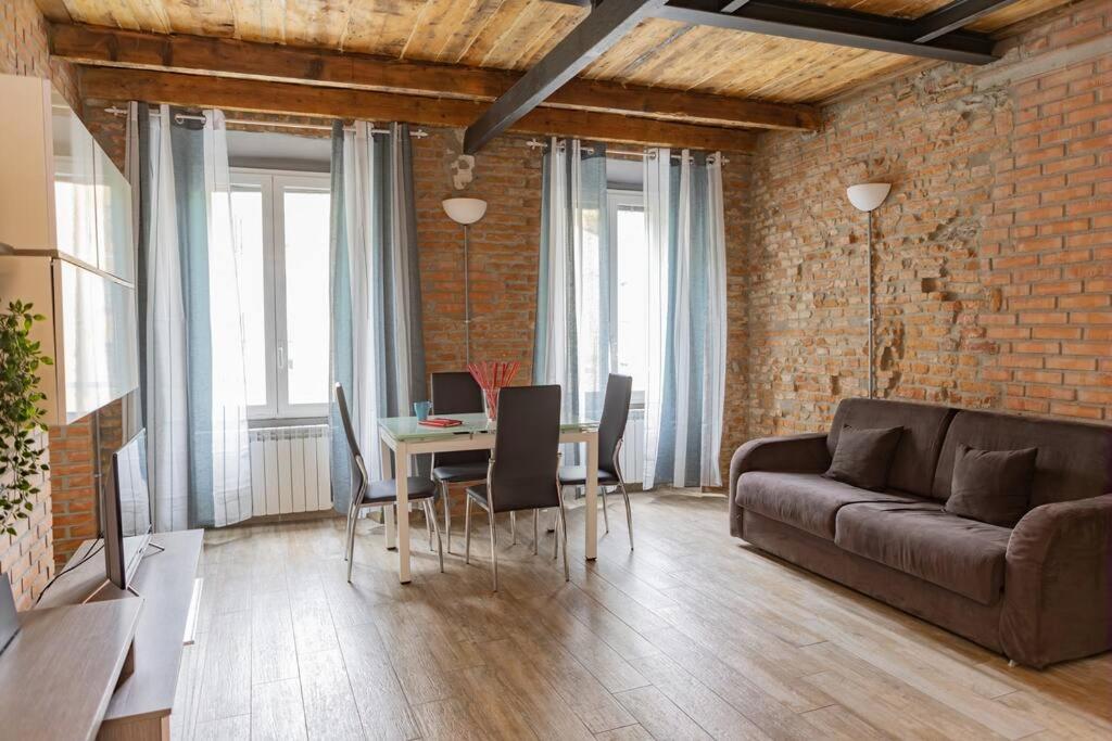Canonica Brick Apartment Milan Exterior photo